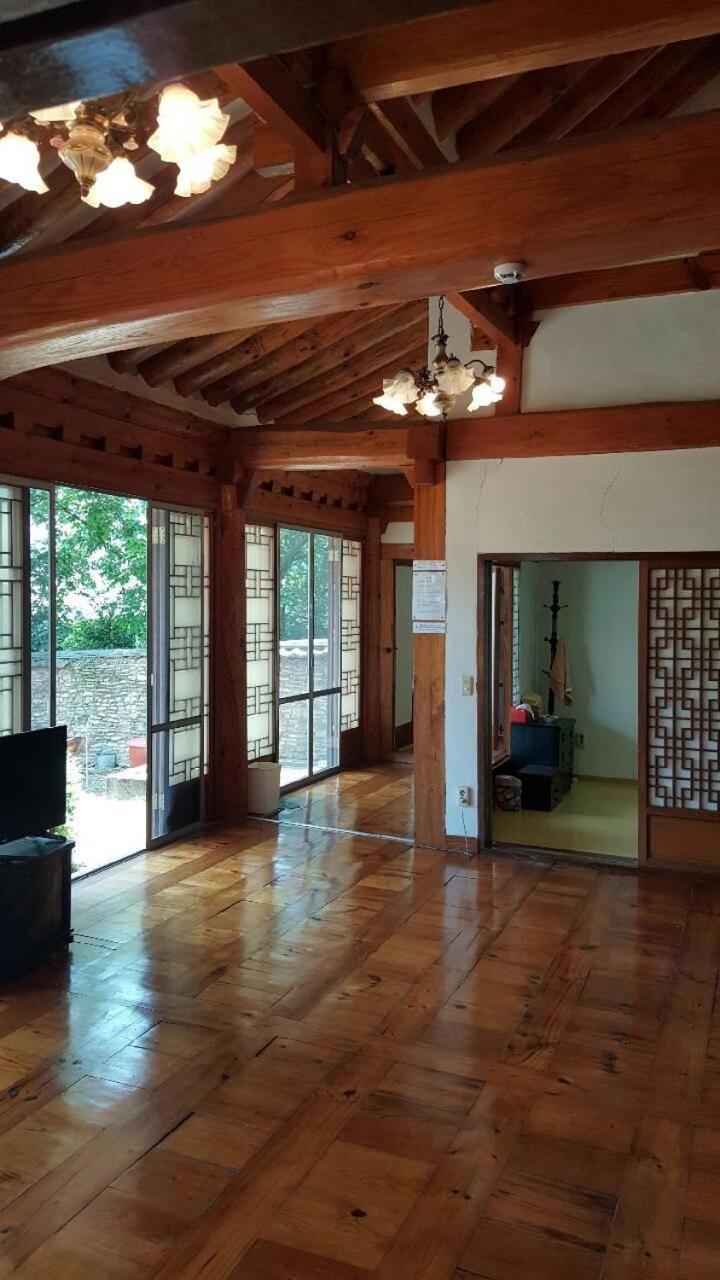 Goseong Choi Pilgan'S Old House Otel Dış mekan fotoğraf
