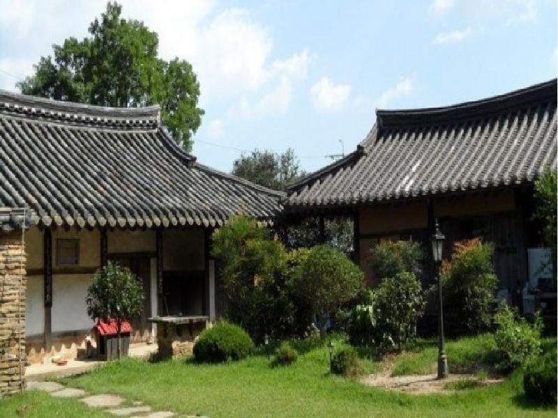 Goseong Choi Pilgan'S Old House Otel Dış mekan fotoğraf